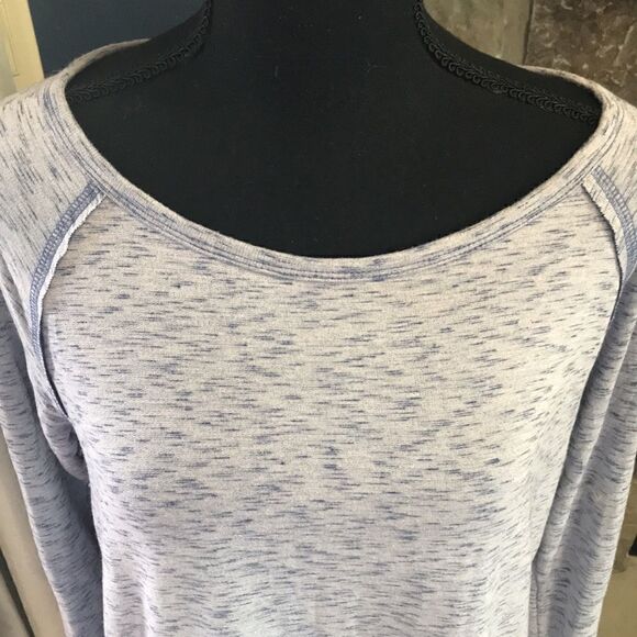 Color Thread, Woman's Long-Sl Tunic w Asymmetrical Bottom, Heathered Blue, SM - Picture 2 of 10